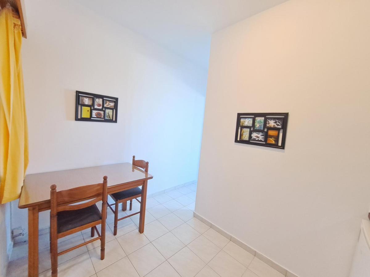 Natural Blue Green Apartment Almiros Beach Екстер'єр фото