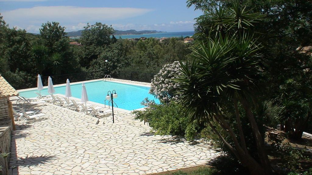 Natural Blue Green Apartment Almiros Beach Екстер'єр фото