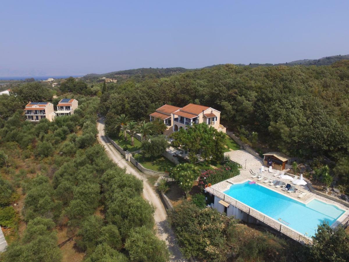 Natural Blue Green Apartment Almiros Beach Екстер'єр фото