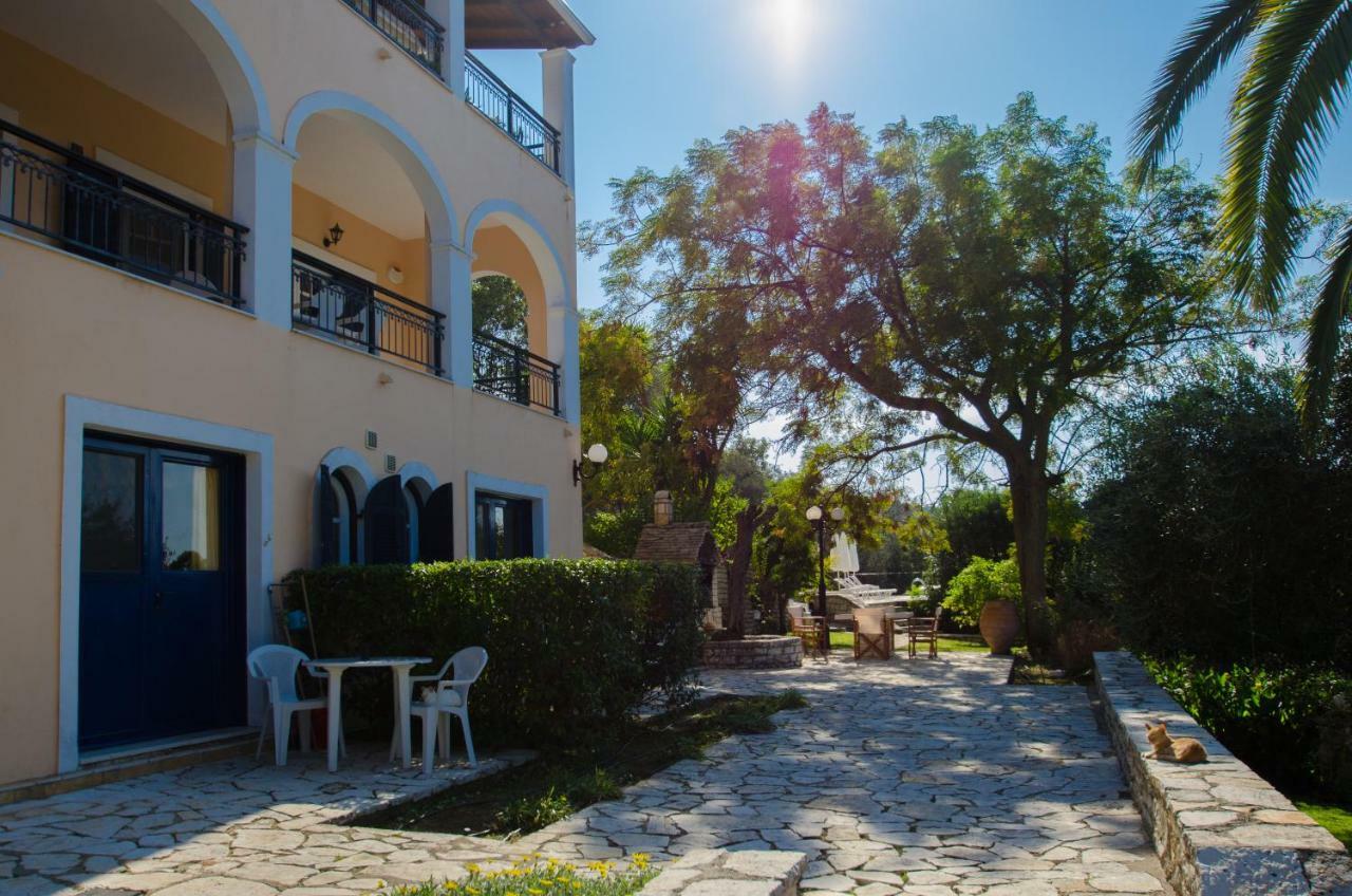 Natural Blue Green Apartment Almiros Beach Екстер'єр фото